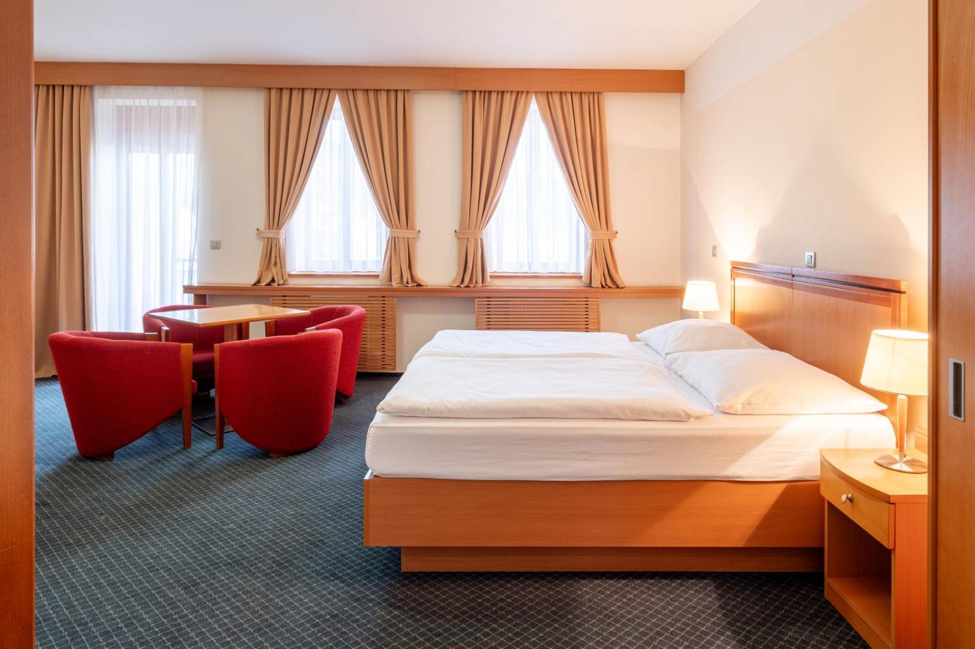 Hotel Slovan Jesenik Luaran gambar